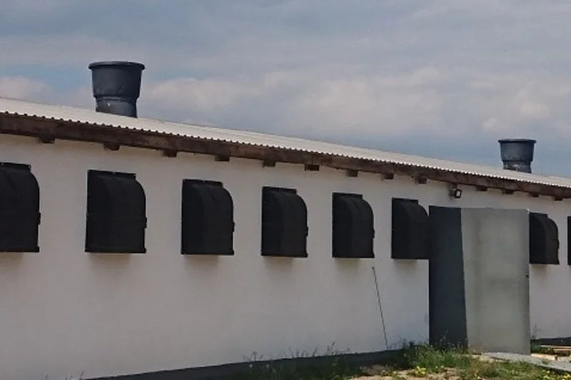 Drzwi Otwarte na Fermie Kurnik- widok z zewnątrz
