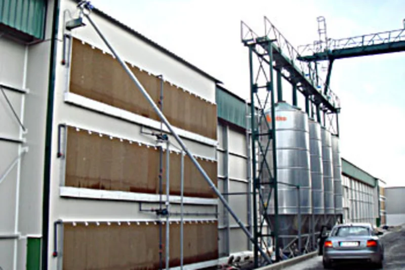 Un nouveau bâtiment pour 150000 poules pondeuses Un nouveau bâtiment pour 150000 poules pondeuses