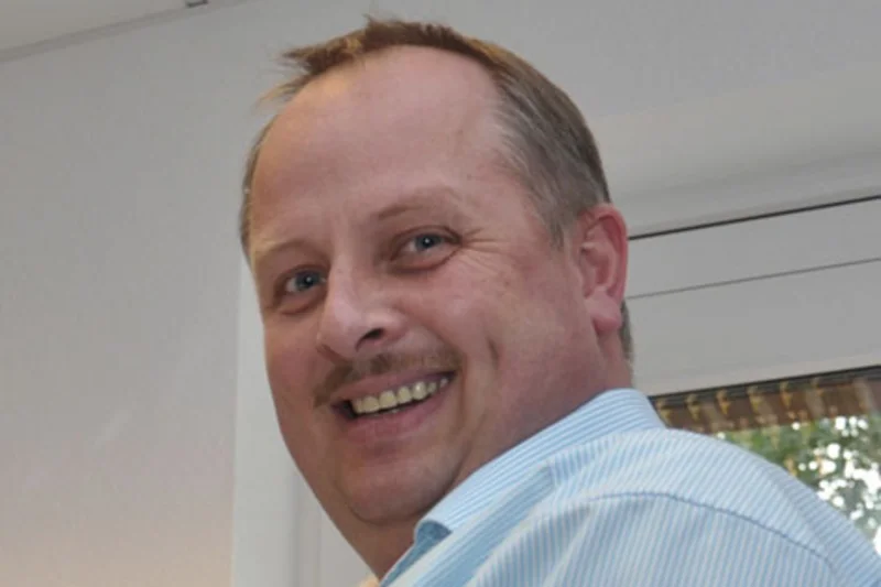 Jubiläum: Big Dutchman-Mitarbeiter seit 25 Jahren beim Stalleinrichter Jubiläum: Big Dutchman-Mitarbeiter seit 25 Jahren beim Stalleinrichter
