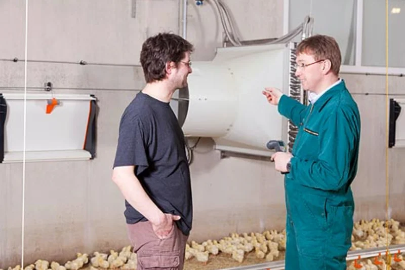 Röwer farm, Germany: Heating and poultry house ventilation for poultry growing Poultry systems for poultry growing, turkey production, exhaust air treatment and poultry climate control.