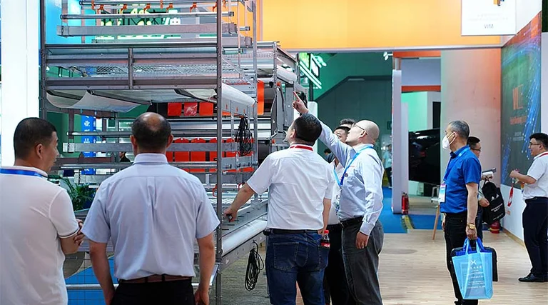 Cage-free system Cage-free system