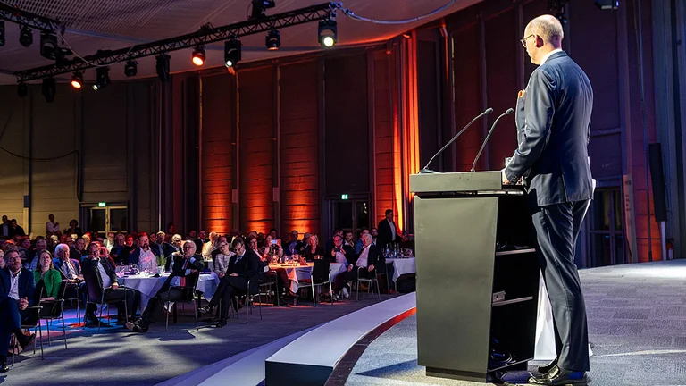Acceptance speech Acceptance speech