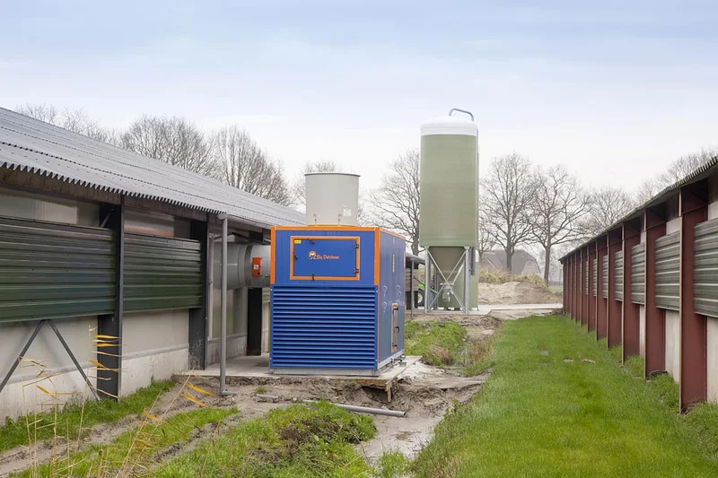 Laveur d’air compact et facile à monter pour l’engraissement de poulets de chair Laveur d’air compact et facile à monter pour l’engraissement de poulets de chair