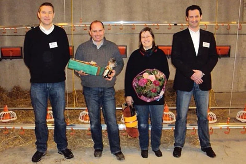Congratulating the Löhr’s on their new poultry house: Big Dutchman’s Guido Kreuznacht and Werner Meckelnborg Congratulating the Löhr’s on their new poultry house: Big Dutchman’s Guido Kreuznacht and Werner Meckelnborg