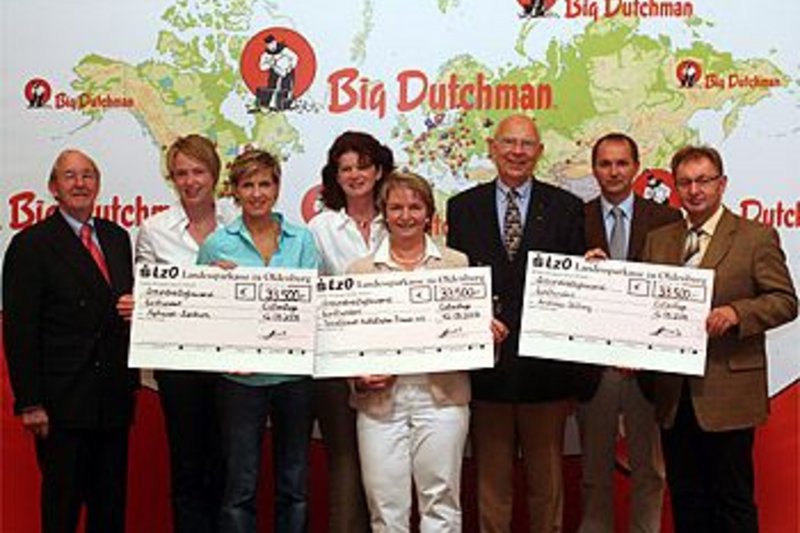 Big Dutchman guests donate generously