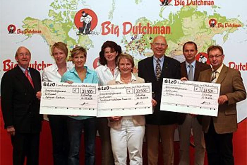 Big Dutchman guests donate generously Big Dutchman guests donate generously