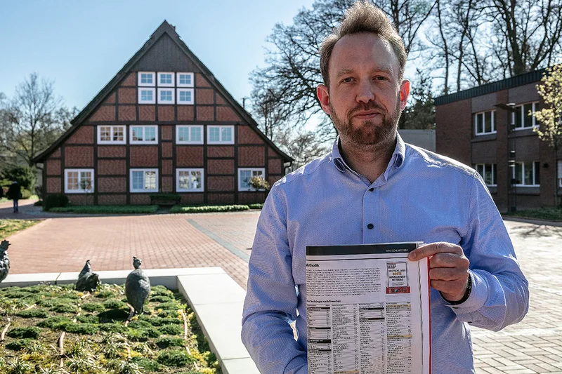 Ausbildungsleiter präsentiert Ergebnis Ausbildungsleiter präsentiert Ergebnis