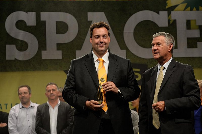 Ralf Meyer avec le prix de l’innovation pour le secteur d'élevage de volailles