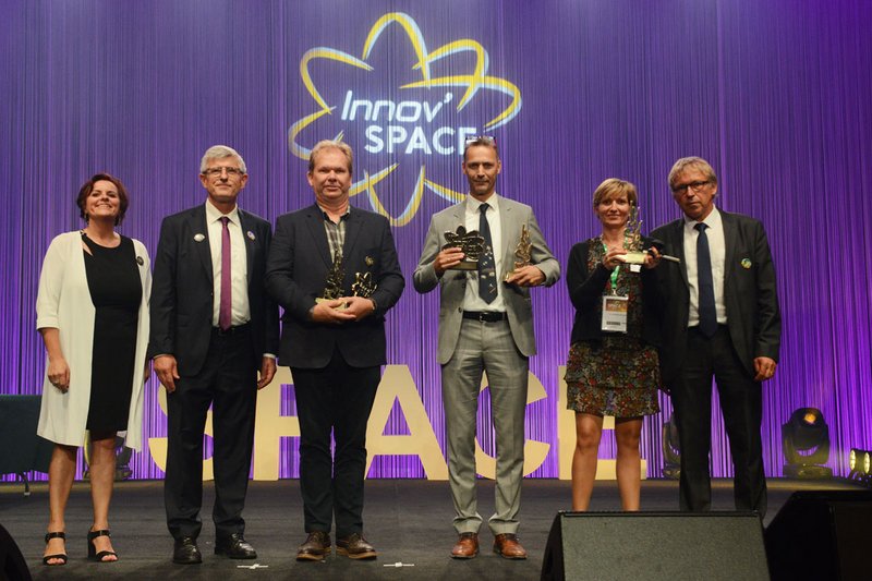 Awards ceremony: the three winners and SPACE officials
