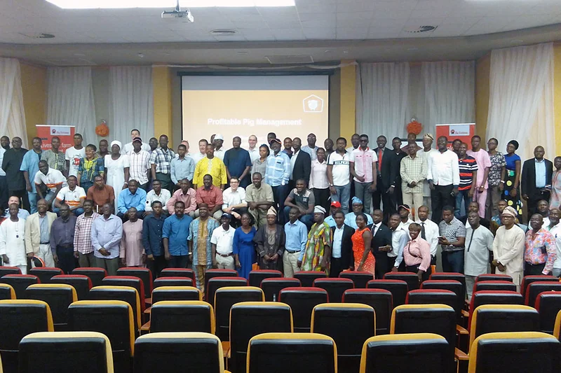 Group photo with all attendees 