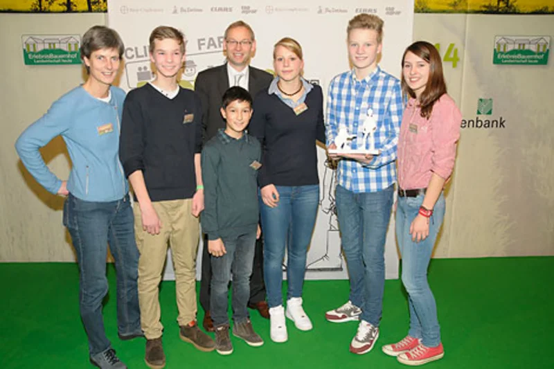 Hauptpreis geht an Helen Schiller und Julia Sinjen aus Schleswig-Holstein Hauptpreis geht an Helen Schiller und Julia Sinjen aus Schleswig-Holstein
