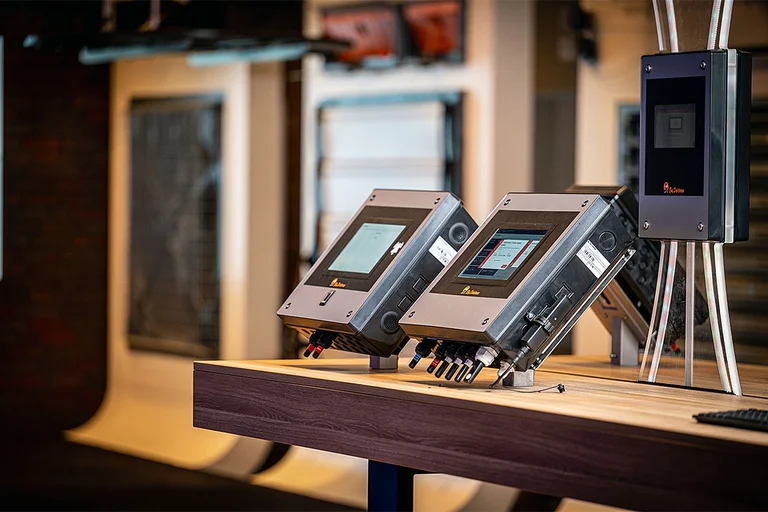 Drei Computer - unverzichtbare Mitarbeiter Drei Computer - unverzichtbare Mitarbeiter