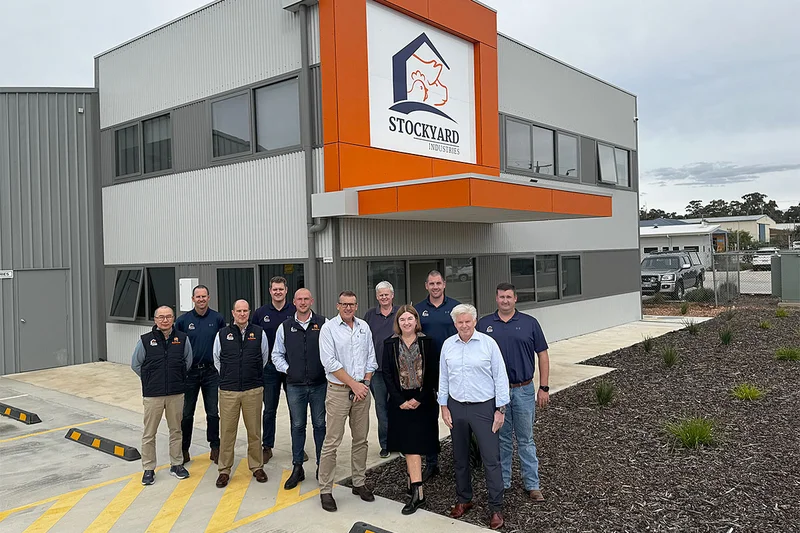 Big Dutchman Australia – a strong basis for reliable customer service across the entire country Building and a group of people