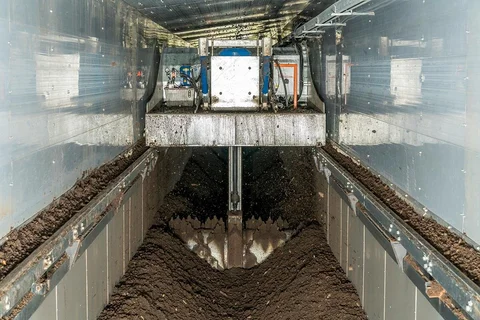 CompoLiner composting system