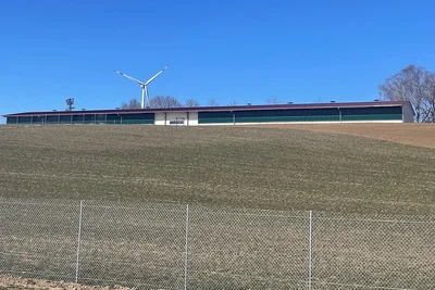 Nouveau bâtiment pour 6 000 poules bio Nouveau bâtiment pour 6 000 poules bio
