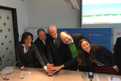 Startschuss aniplus Startschuss aniplus