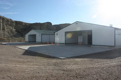 Dos naves nuevas para el engorde de pollos Dos naves nuevas para el engorde de pollos