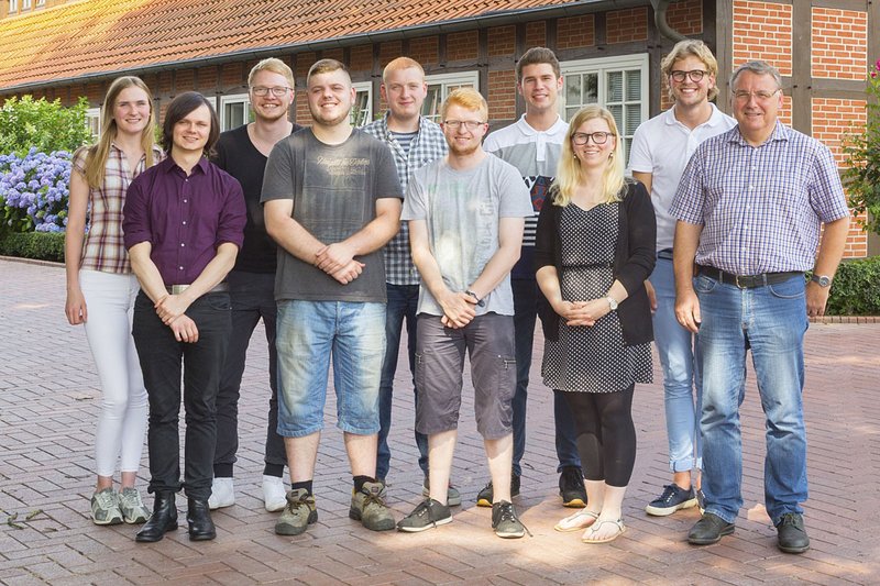 Gruppenphoto: ausgelernte Azubis